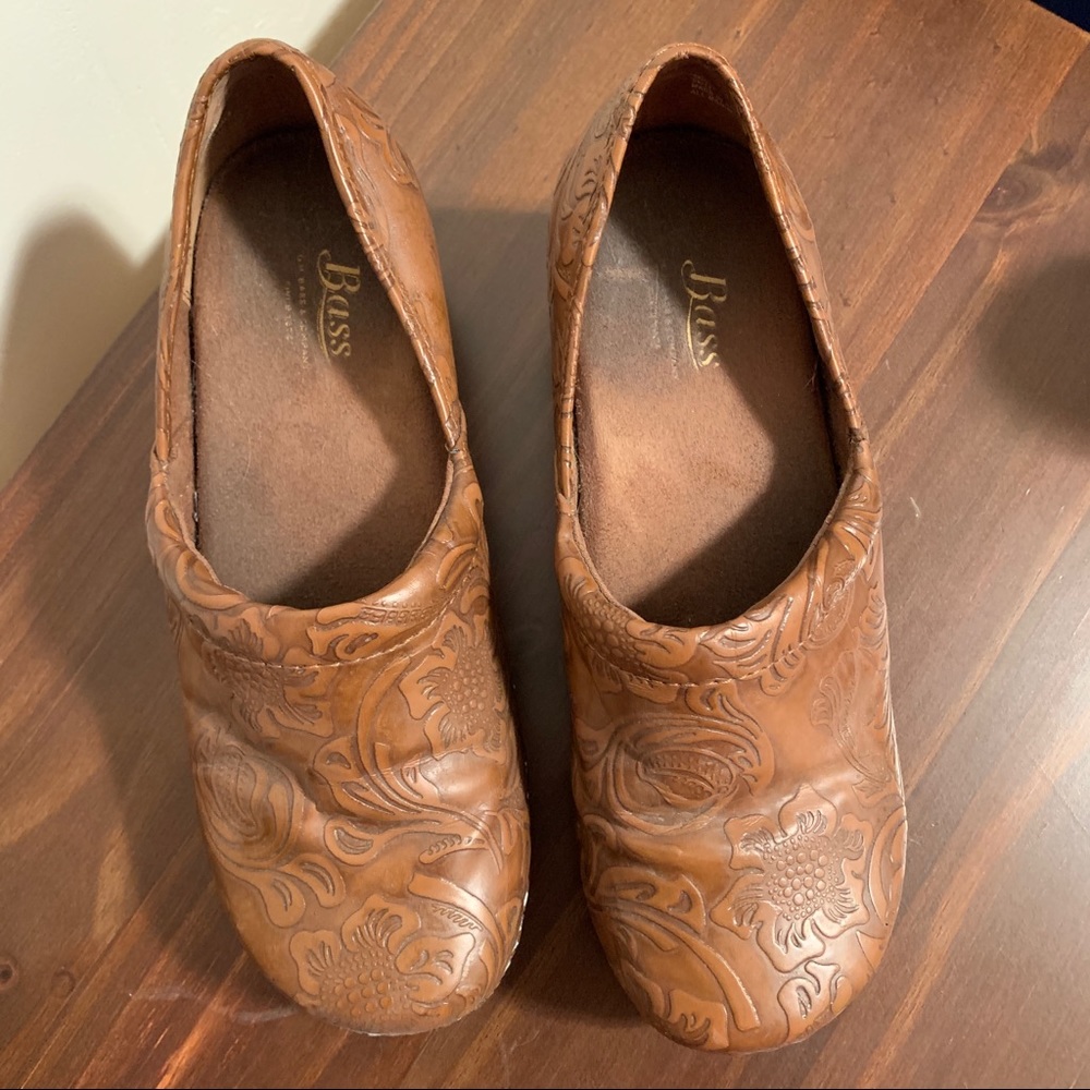 Bass Clogs - Picture 2 of 5